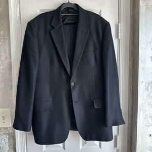 Lineage Milan NY Men's Navy Suit